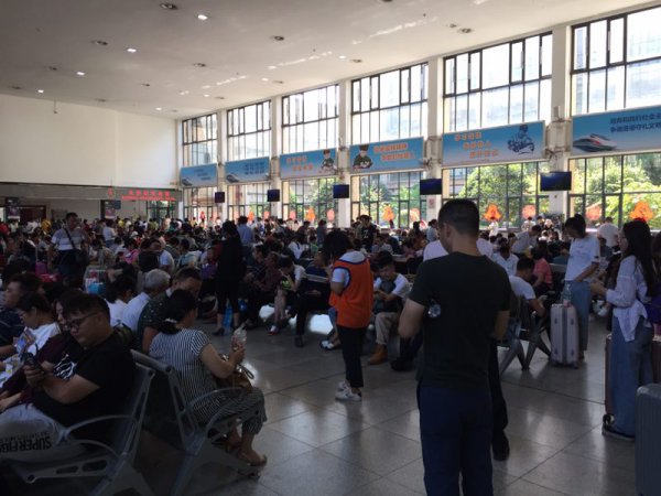 国庆节长沙火车站,2019年国庆节长沙临客列车