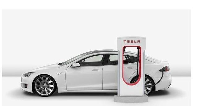 新能源纯电动汽车的电池能用多久,电动车怎样充电能延长使用寿命