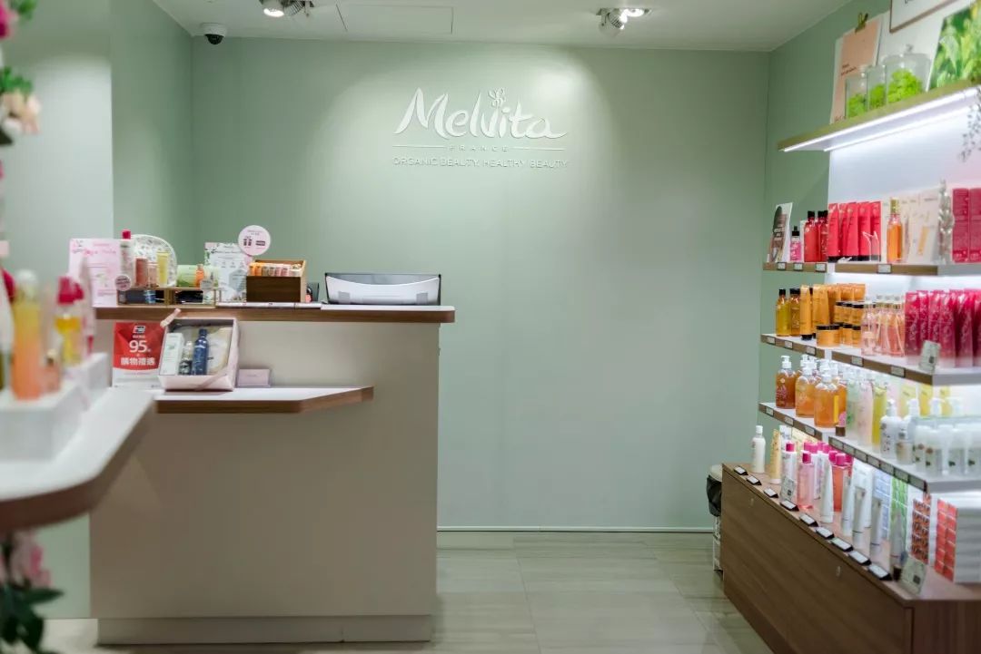 水润瓷肌,白瓷肌护肤