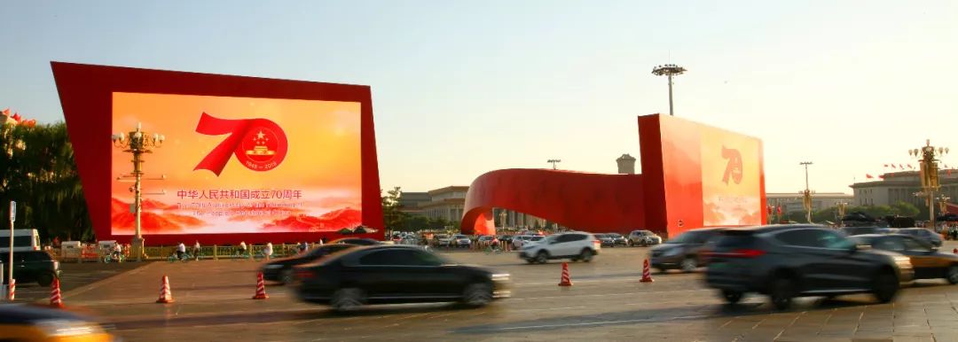 被张艺谋表扬的大学究竟有多牛,北京硬核大学黑科技