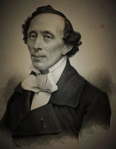 杨焄:《皇帝的新装》传入中国后,为何吸引了众多翻译、创作和研究者的关注?