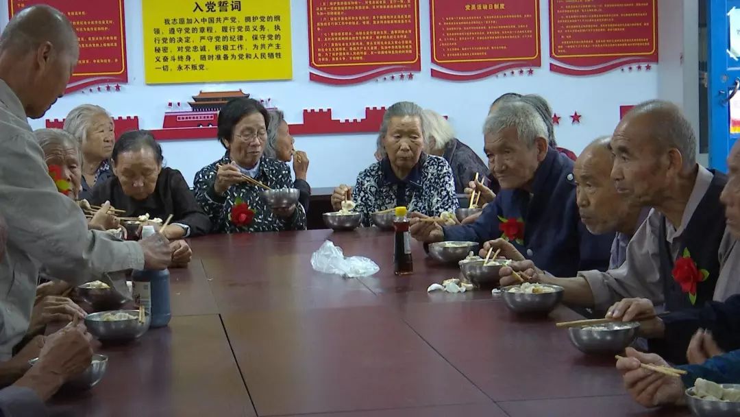 尊老敬贤的思想内涵,尊老敬贤的具体内容