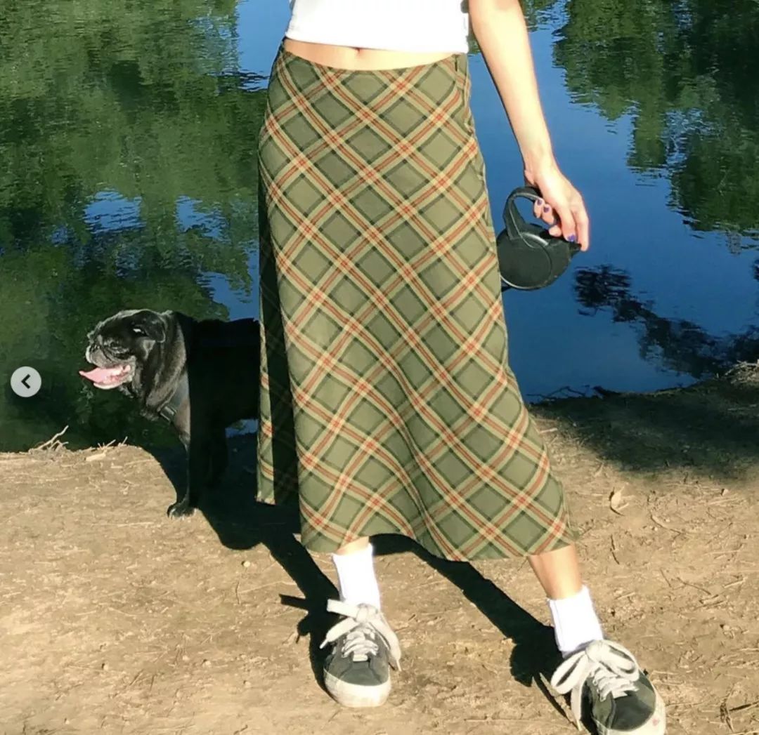 在皮鞋和球鞋之间摇摆的我们，终于找到了最佳选择