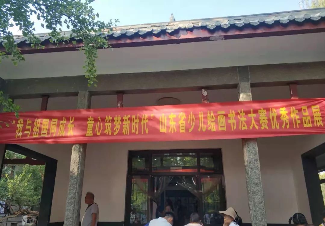 济南五龙潭值得去吗,五龙潭是来济南必逛的一个公园