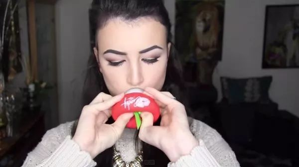 嘴角变黑了会自己好吗,嘴角黑点忽然变黑变大