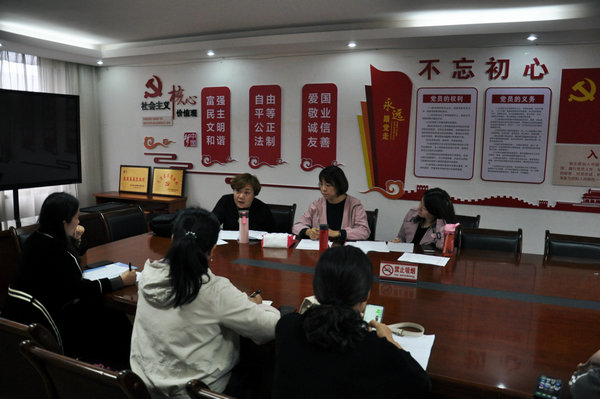 两校交流深化合作促共赢,两校合作促交流联合探索共成长