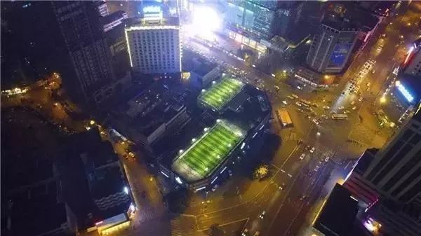 成都南门未来最大的足球场,成都最标准的足球场在哪里