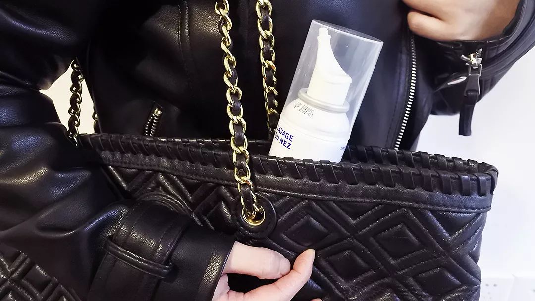 这瓶婴儿都能用的深海900海水做的喷雾，治好了我多年的鼻炎