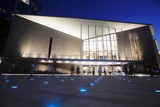 「赠票」晒出你和中国上海国际艺术节的故事，广播君请你去看《平夏斯·祖克曼与阿德莱德交响乐团森林音乐会》