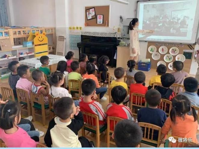 以实际行动迎接全国扶贫日,扶贫日送温暖助力精准扶贫
