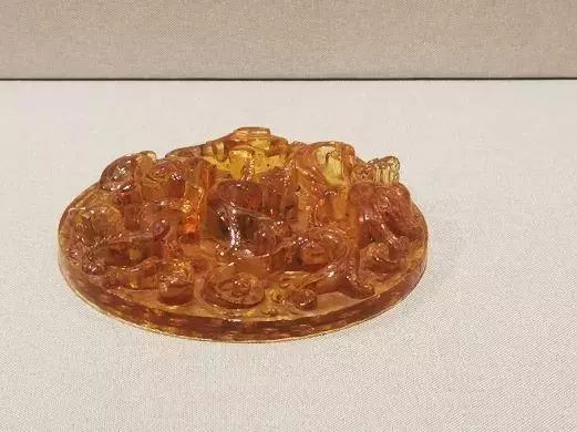 重庆大学“赝品博物馆”风波：高校博物馆为何频入赝品坑？