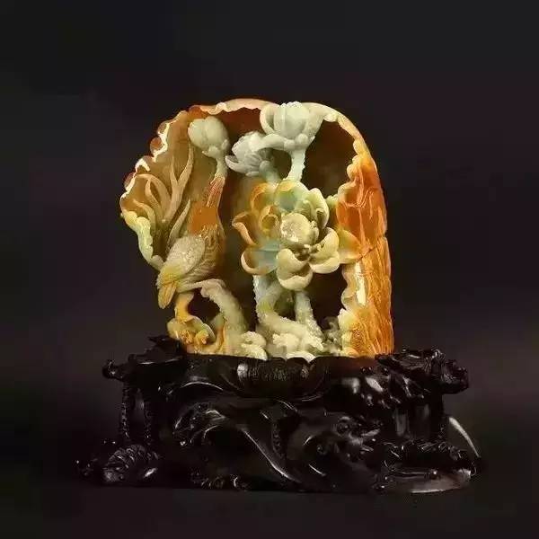 美玉“开花”，艳而不俗