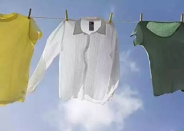 衣服怎么判断是不是洗坏了,衣服都是洗坏的还是穿坏的