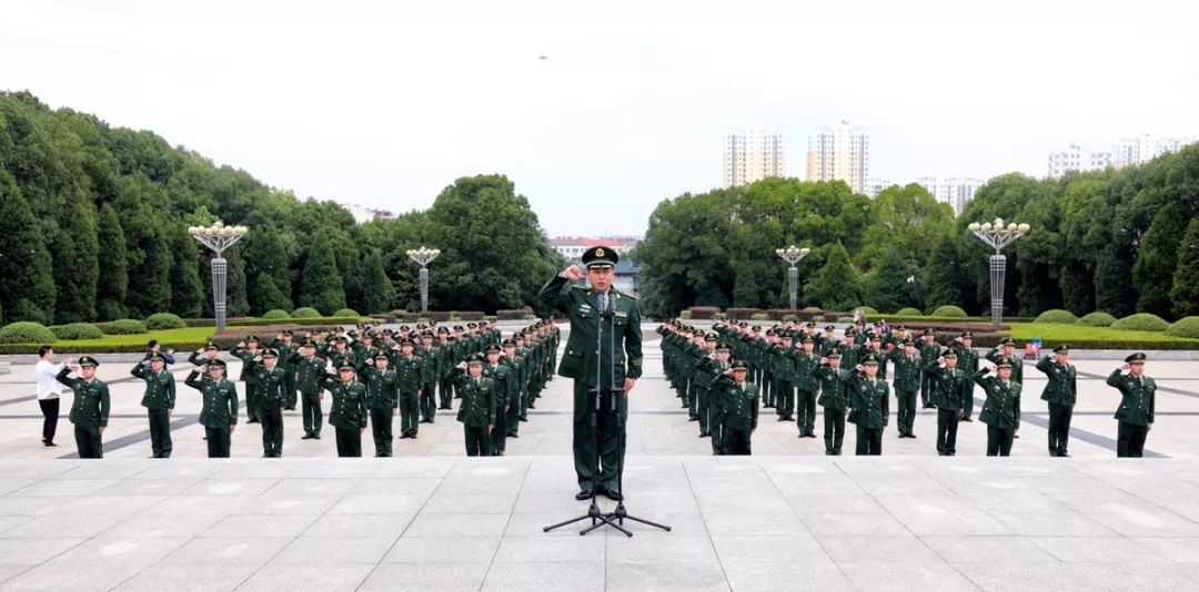 就像当年的红军——*警武**湖北省总队黄冈支队印象