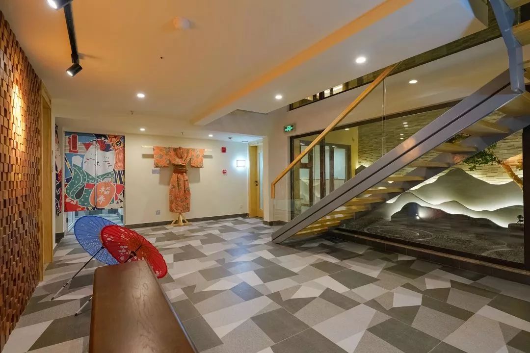 人均200一日游,100元一晚自驾游民宿