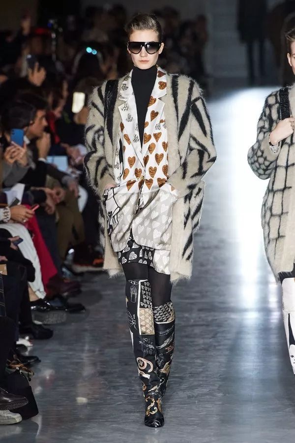 秋冬必备战靴,嗜鞋如命图片