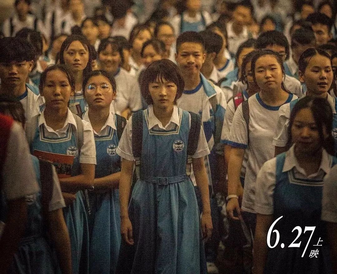 易烊千玺周冬雨少年的你电影解说,少年的你遇到易烊千玺