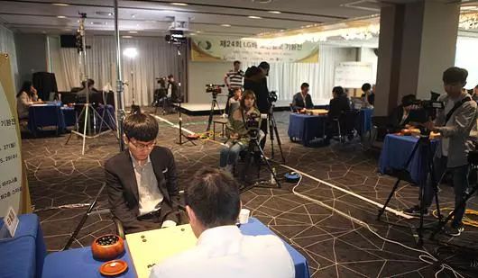 LG杯八强柯洁内战陈耀烨:忘掉荣誉迎接新征程