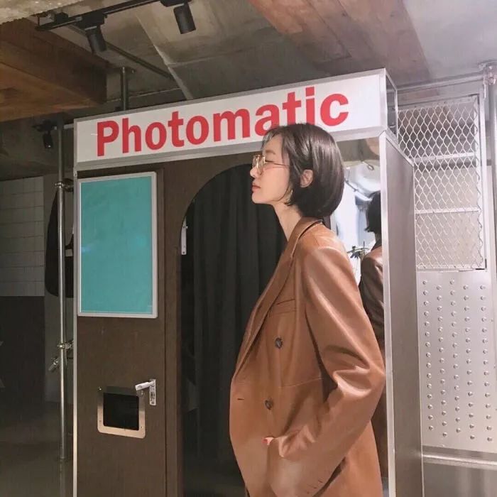 头大脸大适合什么发型短发,头小脸大适合什么发型男学生