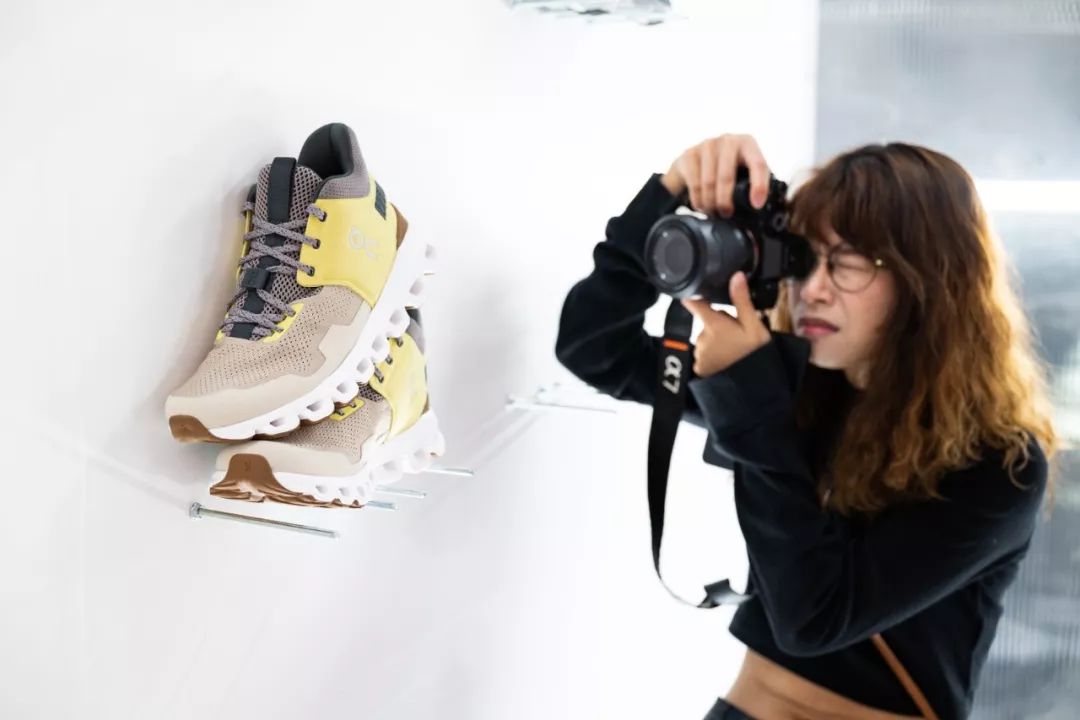 比尔盖茨穿的鞋,比尔盖茨穿的运动鞋品牌