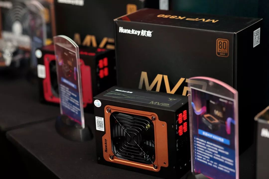 嘉选品质，与燃同行！航嘉电脑报2019成都粉丝体验会手记