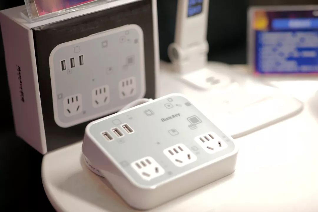 嘉选品质，与燃同行！航嘉电脑报2019成都粉丝体验会手记