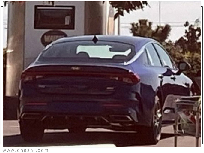 起亚k5新款黑顶,起亚新款k5改色黑武士