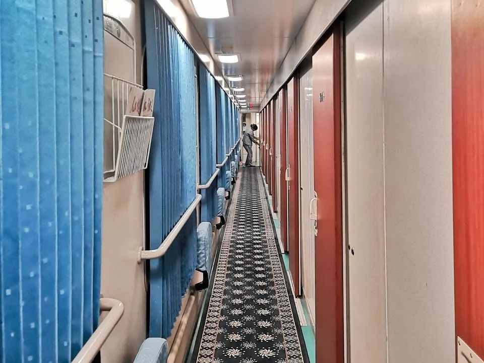 软卧不如硬卧,为什么软卧比硬座贵