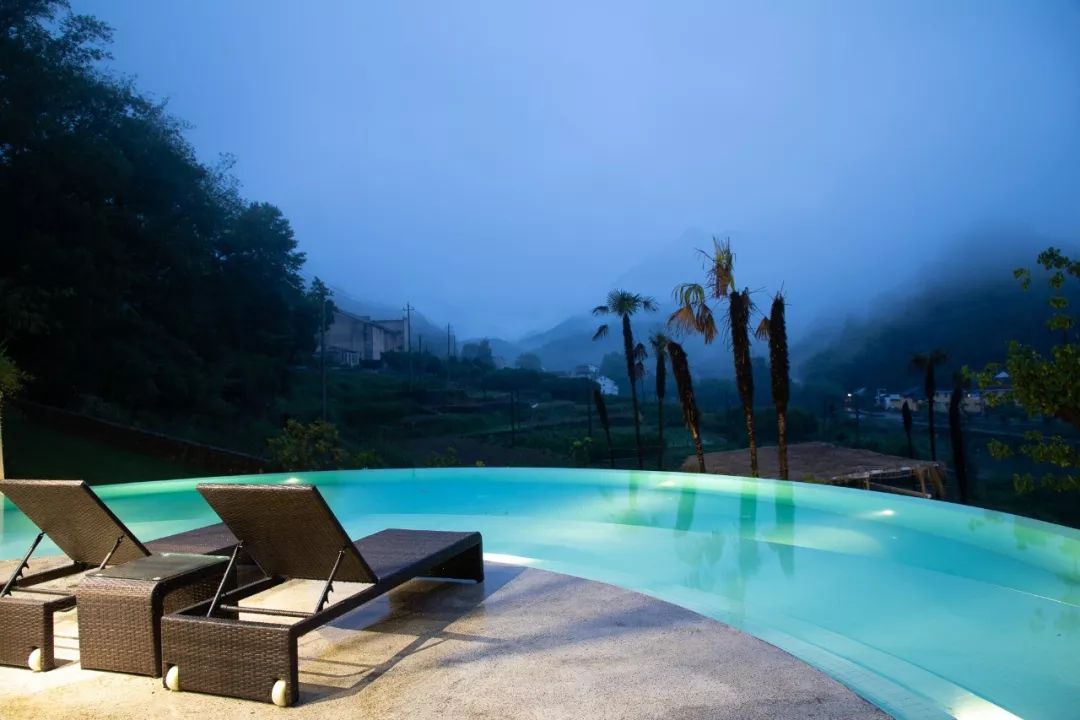 海景绝美民宿一日游,离主城1小时车程的风景民宿推荐