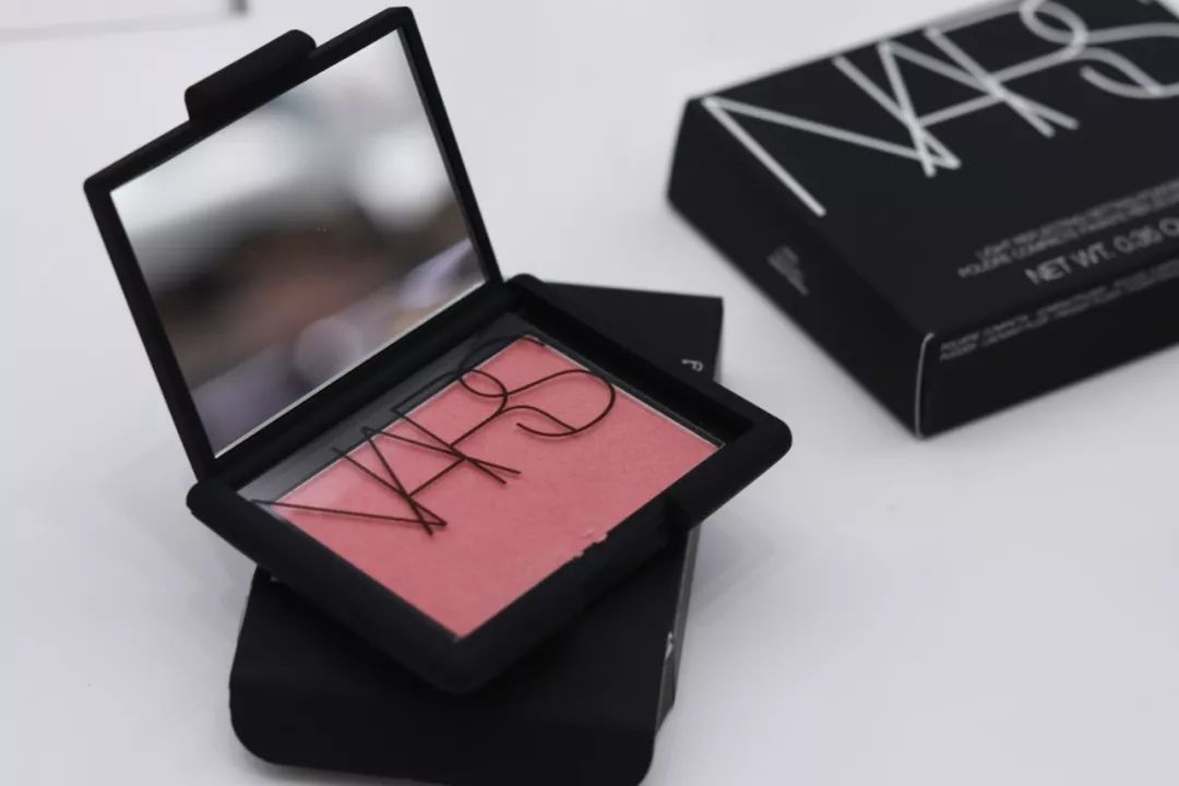 再续STUDIO54夜店传奇,NARS重庆邀你“双11”来蹦迪