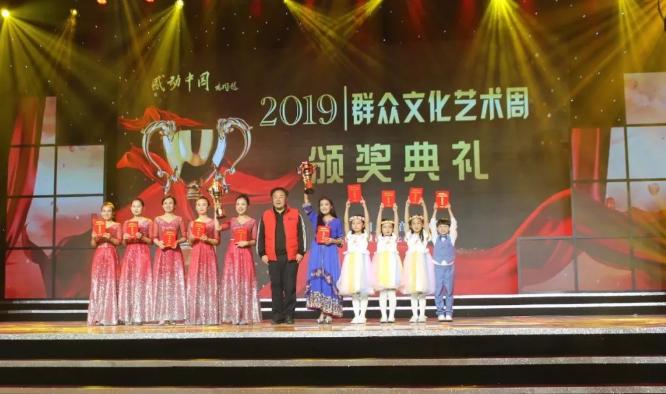 澶灏戝効閲戝浣滃搧,澶鍎跨鑺傜洰閲戝