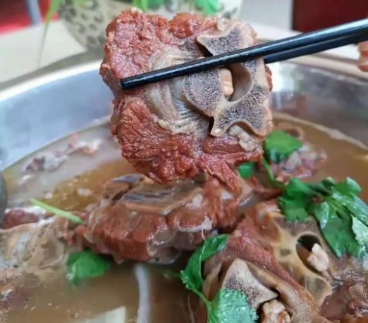 口味太重！开车1个小时！老桐乡吃货推荐：羊枪羊炮羊眼全安排上了……