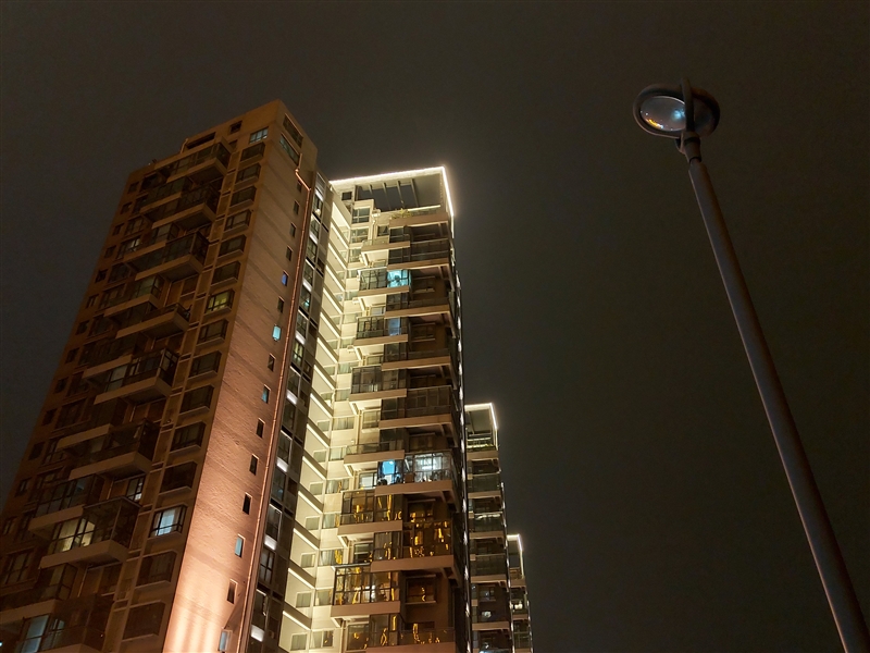 中端机还能如此漂亮三星GalaxyA70s评测：最轻薄的6400万三摄之作