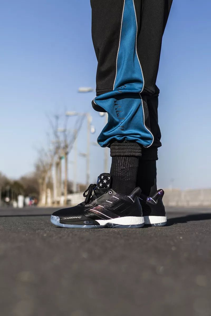 无数人心中的「顶级缓震」！传奇战靴良心升级！别怪我没提醒你