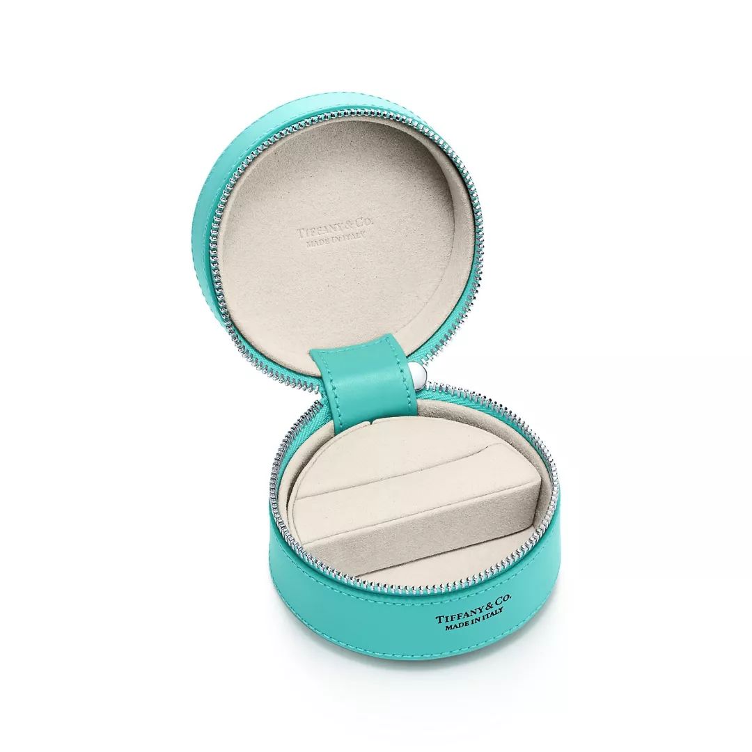 阿娇微博晒钻戒,阿娇晒出超大钻戒照