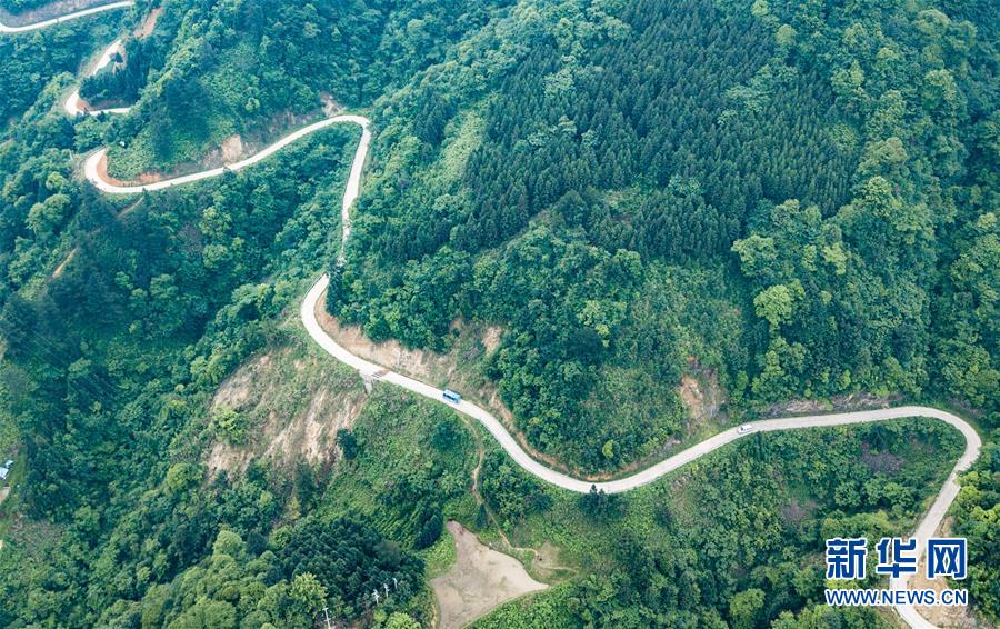 总书记关切高质量发展｜下沉市场消费旺助稳增长预期