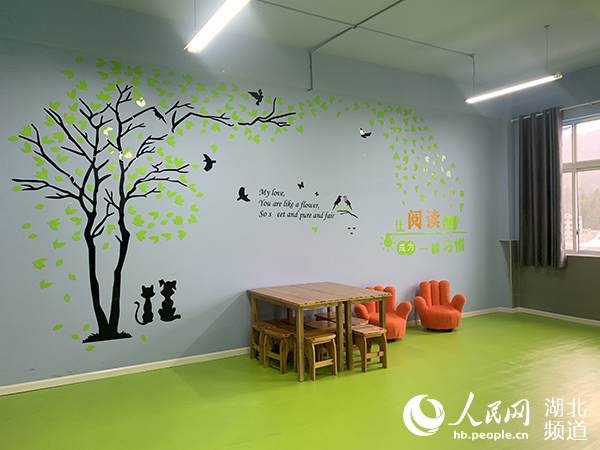 2019利川最美教师视频,最美教师20年坚守山村小学