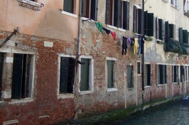 在美国户外晾衣服,为什么美国人从不在室外晾衣服