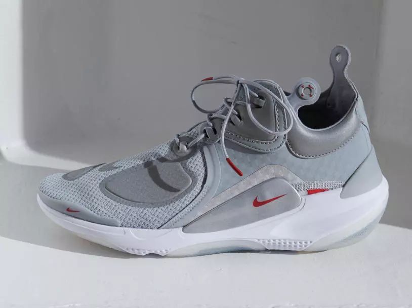 年末跨界合作狂潮｜吃的穿的用的中国的外国的各种联名各种抢钱