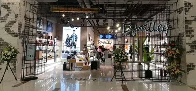 鞋业巨头为什么突然倒下,鞋业巨头倒闭了吗