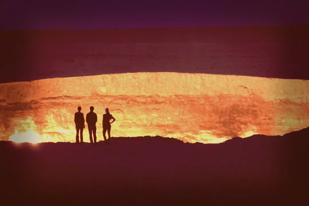 绝不坑人害人,决不坑蒙拐骗