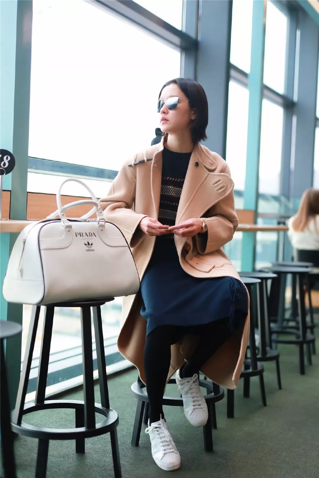 球鞋放薯条？皮卡丘变成碳？?洗衣液走秀了！这个世界太玄幻