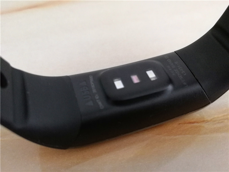 乐心智能健康手环,乐心手环监测测评