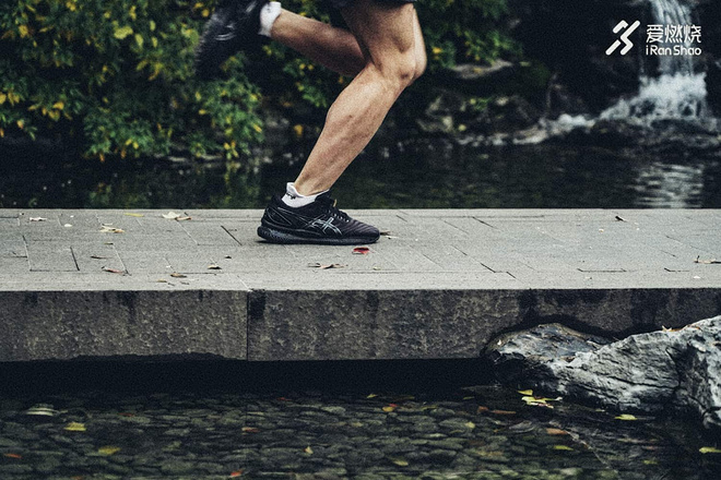 asicsgel-nimbus22,测评asics亚瑟士