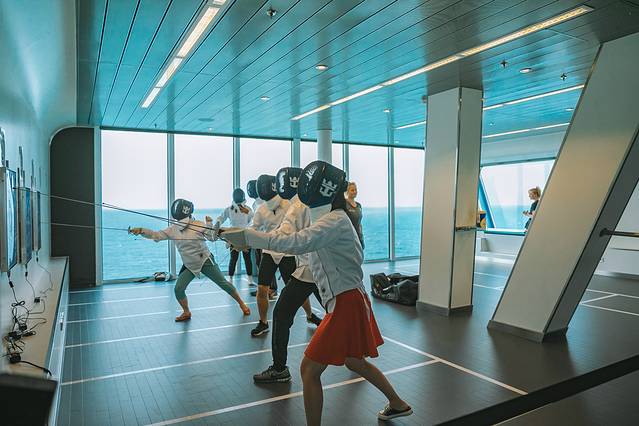 缱绻冬日，一场关于夏日游轮的狂欢礼赞