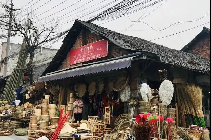 乱哄哄的集市,乱逛市场