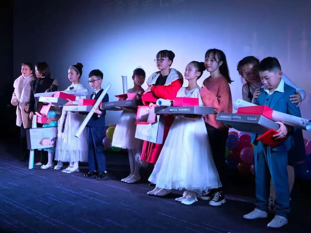 首届英语口语秀,2007新希望英语大赛