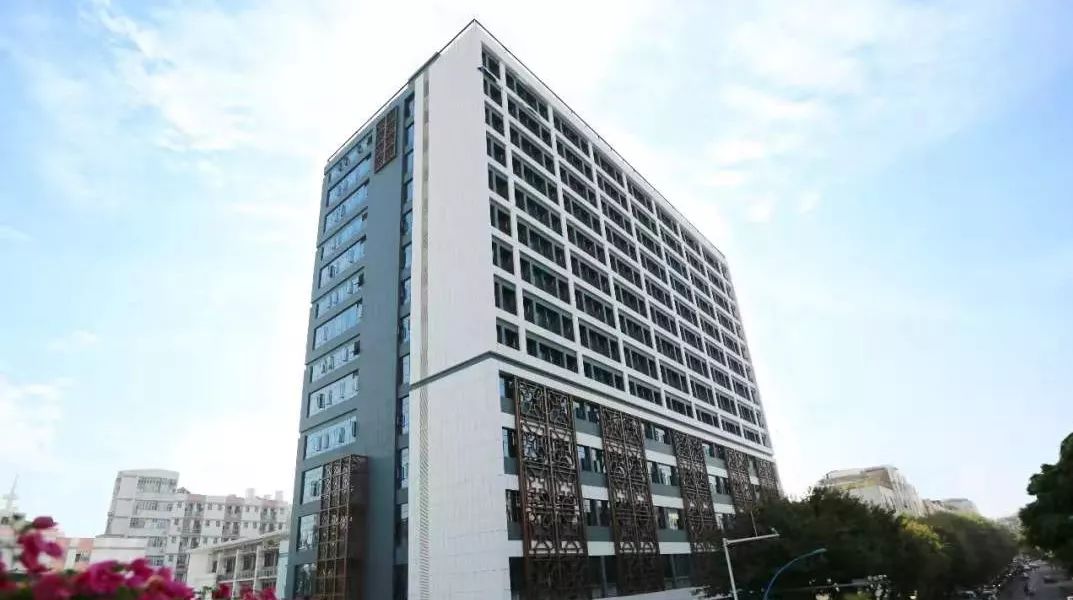 何贤医院住院部怎么样,何贤纪念医院新大楼