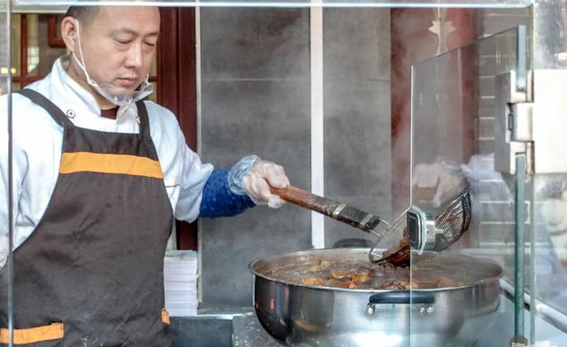 西安不仅是历史还是美食之都,西安真的是一个好吃又好玩的城市