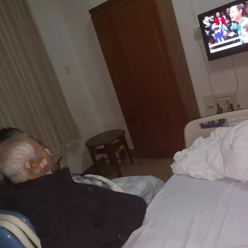 女排遭遇天津女排的时刻,天津女排垫脚事件